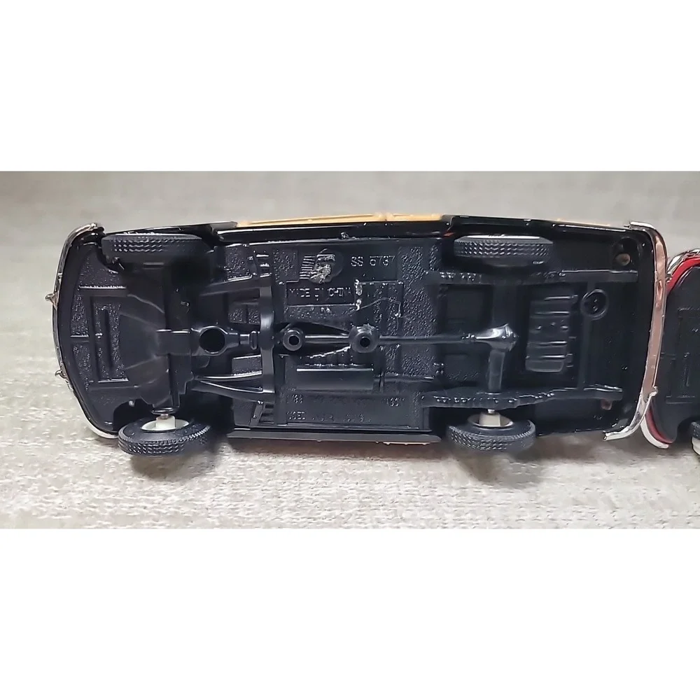 2 - 1949 Ford Woody Wagon Diecast Car 1:38 Scale SS 5737 RonJon Surf Red & Black